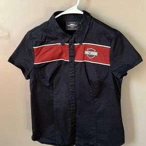 Harley Davidson button up fitted shirt. Worn once. Size M